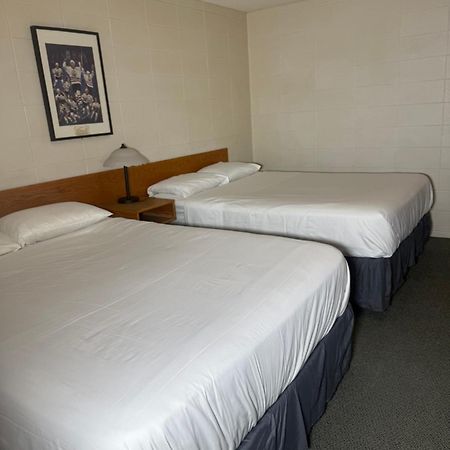 Sunrise Motel Consort 外观 照片