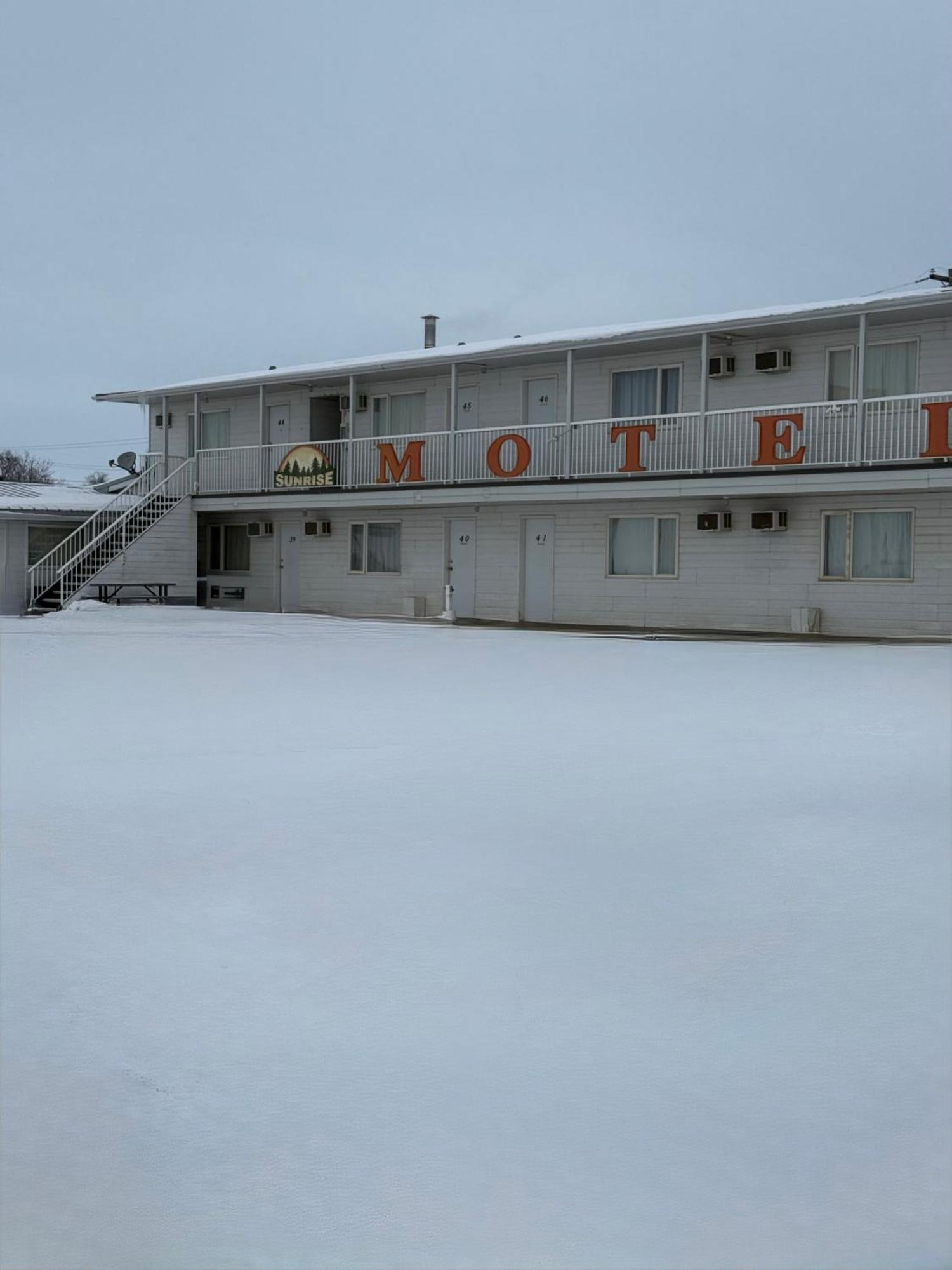 Sunrise Motel Consort 外观 照片